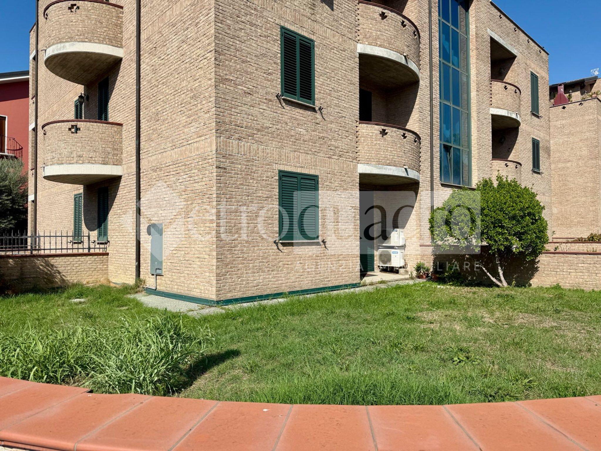 Appartamento in vendita in Via Collodi 1, Ostiglia