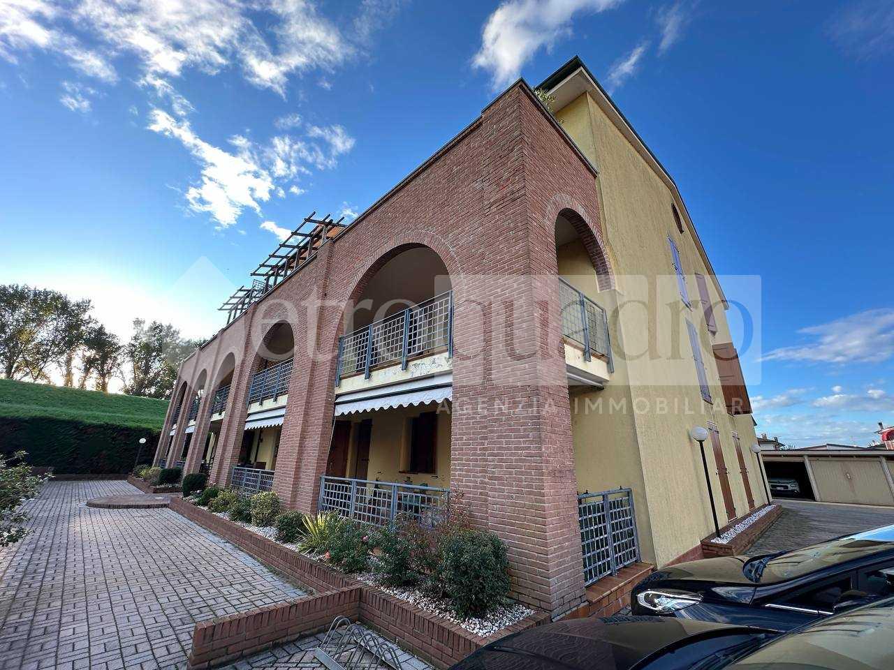 Bellissimo Appartamento Residence "La Cascina", Ostiglia